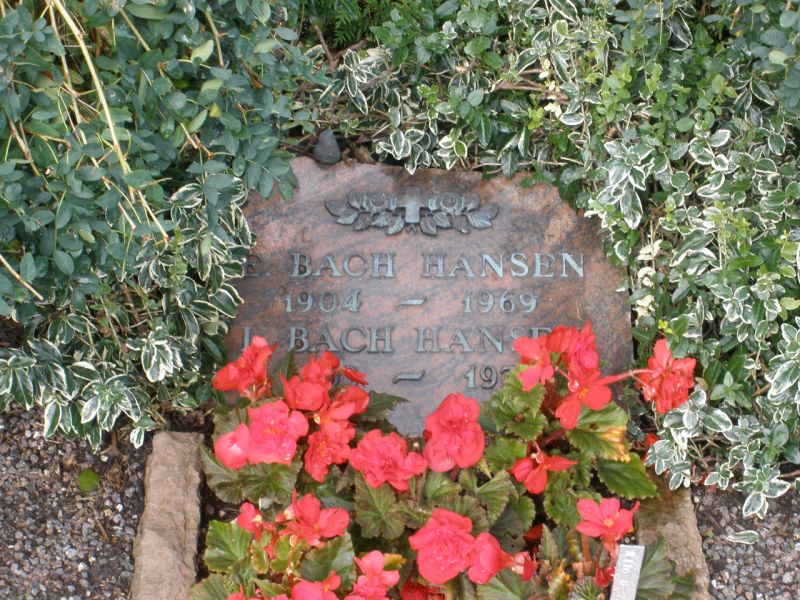 L. Bach Hansen .JPG